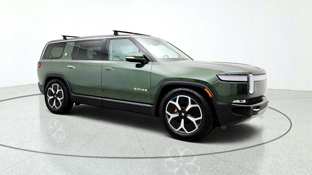Used 2024 Rivian R1S Adventure Quad AWD/4WD image 3