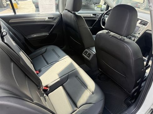 Used 2017 Volkswagen Golf Alltrack SE AWD/4WD image 37