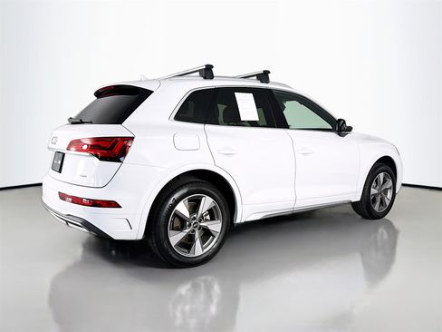 Certified 2023 Audi Q5 2.0T Premium w/ Convenience Package image 7