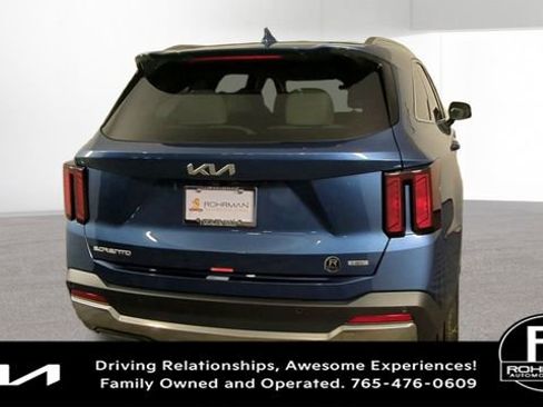 New 2026 Kia Sorento EX image 9