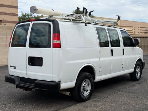 Used 2013 Chevrolet Express 2500 RWD image 7