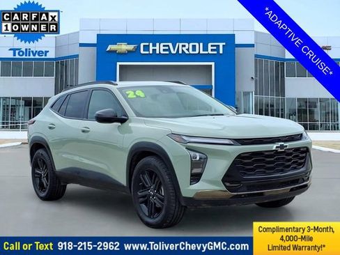 Used 2024 Chevrolet Trax ACTIV w/ Sunroof Package FWD image 1