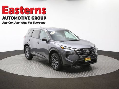Used 2024 Nissan Rogue S AWD/4WD image 50