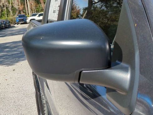 New 2026 Nissan Frontier S image 12