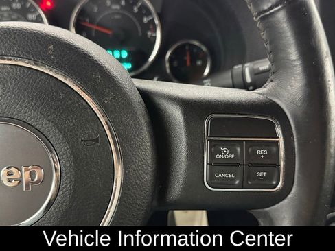 Used 2018 Jeep Wrangler Sport AWD/4WD image 22