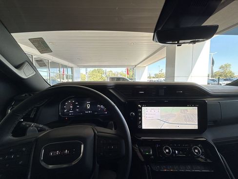 Certified 2025 GMC Sierra 1500 AT4 w/ Technology Package image 27