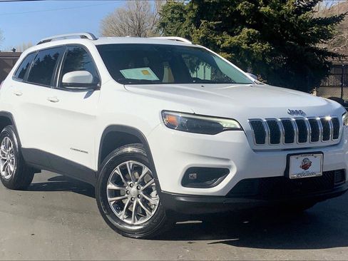 Certified 2021 Jeep Cherokee Latitude Plus AWD/4WD image 34