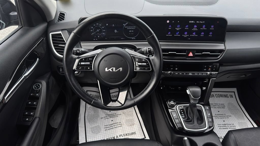 Used 2024 Kia Seltos EX AWD/4WD image 13