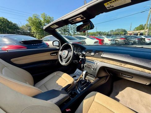 Used 2011 BMW 128i Convertible RWD image 28