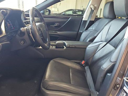 Used 2019 Lexus ES 350 w/ Premium Package image 9