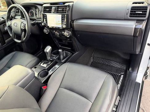 Certified 2020 Toyota 4Runner TRD Off-Road Premium w/ Moonroof Package image 19