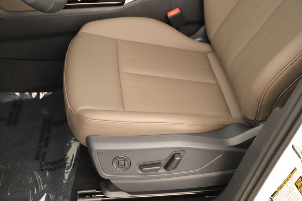 New 2026 Audi Q5 Premium AWD/4WD image 24