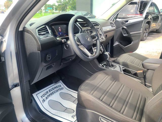 Used 2023 Volkswagen Tiguan S FWD image 15