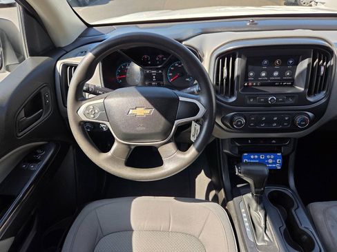 Used 2019 Chevrolet Colorado W/T w/ WT Convenience Package AWD/4WD image 12