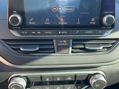 Used 2021 Nissan Altima 2.5 SV image 10