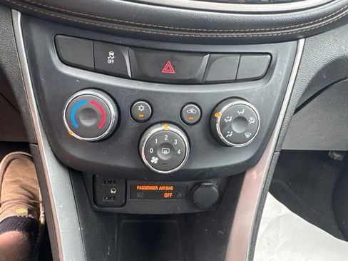 Used 2019 Chevrolet Trax LS w/ Tint and Cruise Package FWD image 18