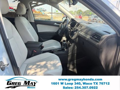 Used 2019 Volkswagen Tiguan SEL FWD image 31