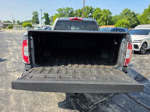 Used 2022 GMC Canyon Elevation w/ Trailering Package RWD image 6