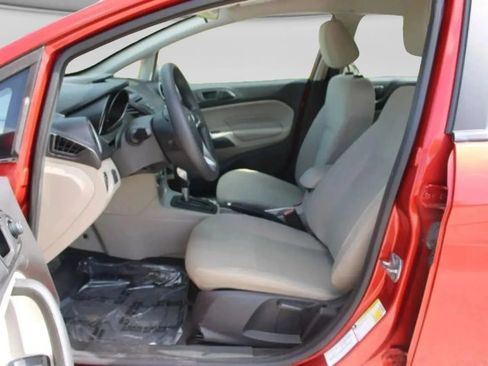 Used 2019 Ford Fiesta SE FWD image 6