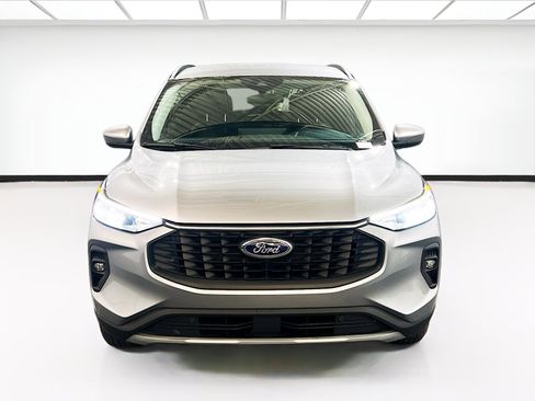 Used 2024 Ford Escape SE FWD image 2