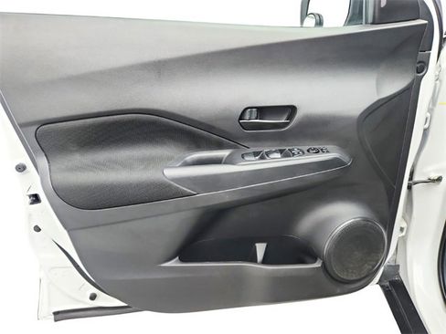 Used 2023 Nissan Kicks S image 20