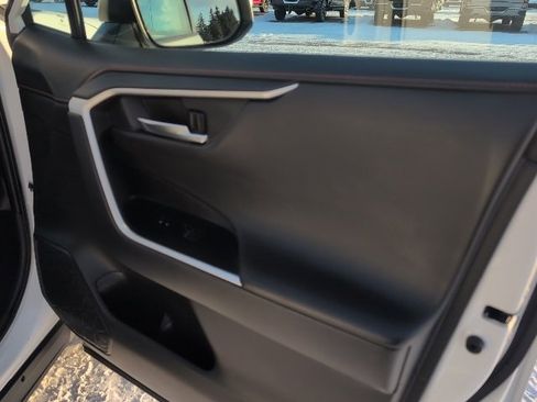 Used 2024 Toyota RAV4 Adventure image 45