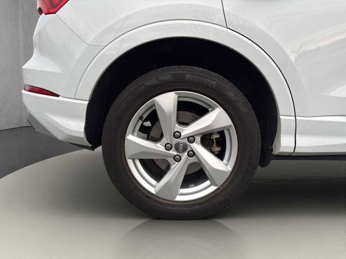 Used 2019 Audi Q3 2.0T Premium Plus w/ Premium Plus Package image 25