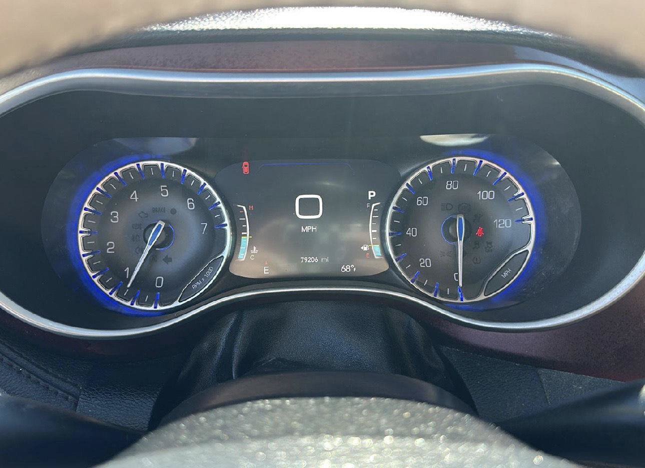 Used 2019 Chrysler Pacifica Limited FWD image 13