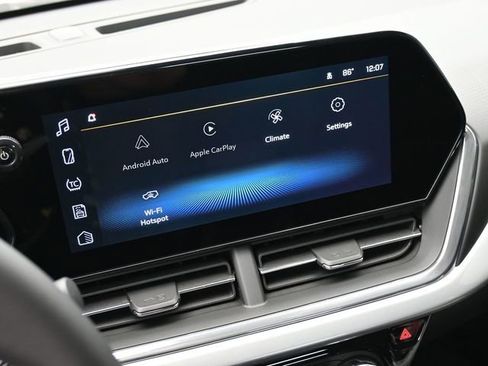 New 2026 Chevrolet Trax LT image 29