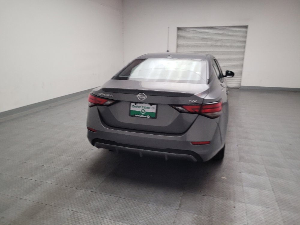 Used 2025 Nissan Sentra SV FWD image 7