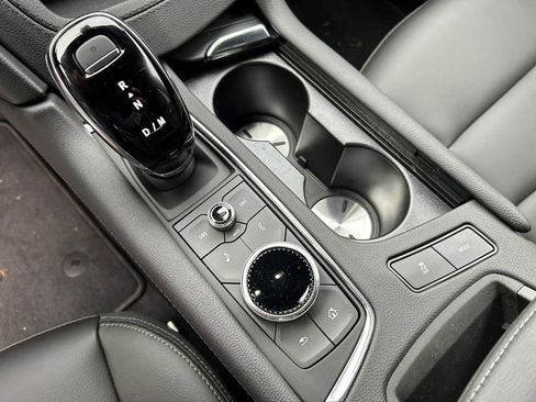 New 2026 Cadillac XT5 Luxury image 34