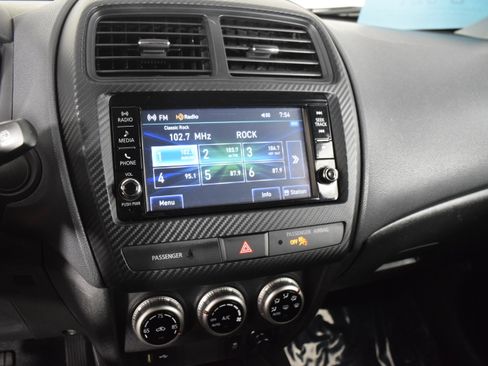 Used 2023 Mitsubishi Outlander Sport ES image 25