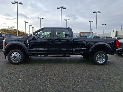 New 2026 Ford F450 XL w/ XL Chrome Package image 4