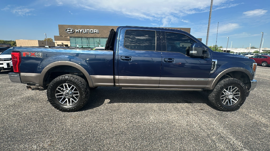 Used 2019 Ford F250 Lariat w/ Lariat Ultimate Package AWD/4WD image 16