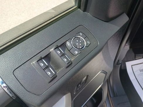 Used 2017 Ford F150 Lariat RWD image 10