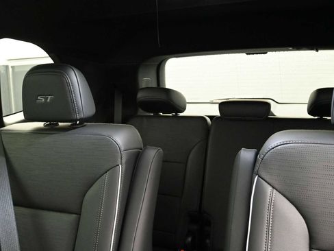 New 2026 Buick Enclave Sport Touring w/ Super Cruise Package image 24