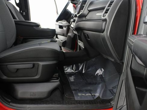 Used 2024 RAM 2500 Big Horn w/ Bed Utility Group image 19