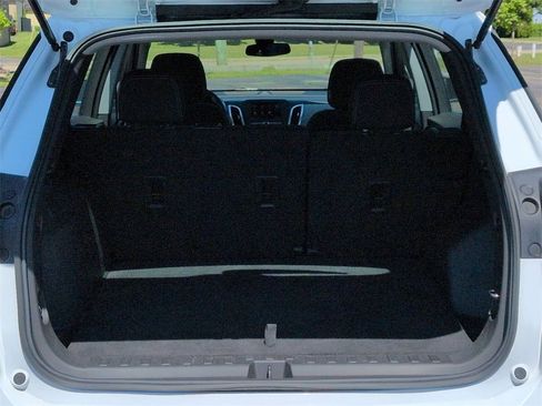 Certified 2021 Chevrolet Equinox LS image 26