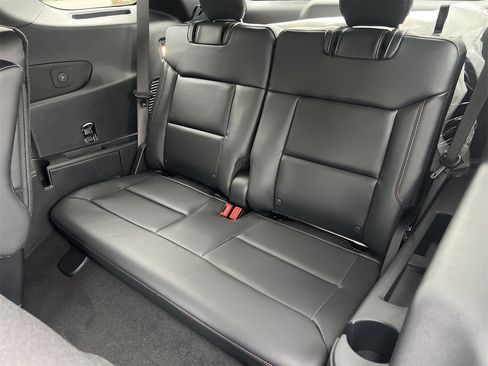 New 2026 Ford Explorer ST-Line w/ ST-Line Street Pack image 22