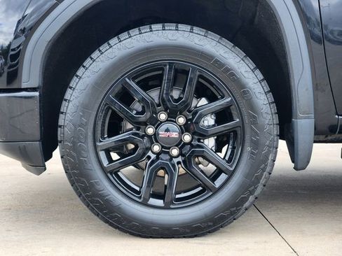 Certified 2022 GMC Sierra 1500 Elevation w/ Preferred Package AWD/4WD image 10