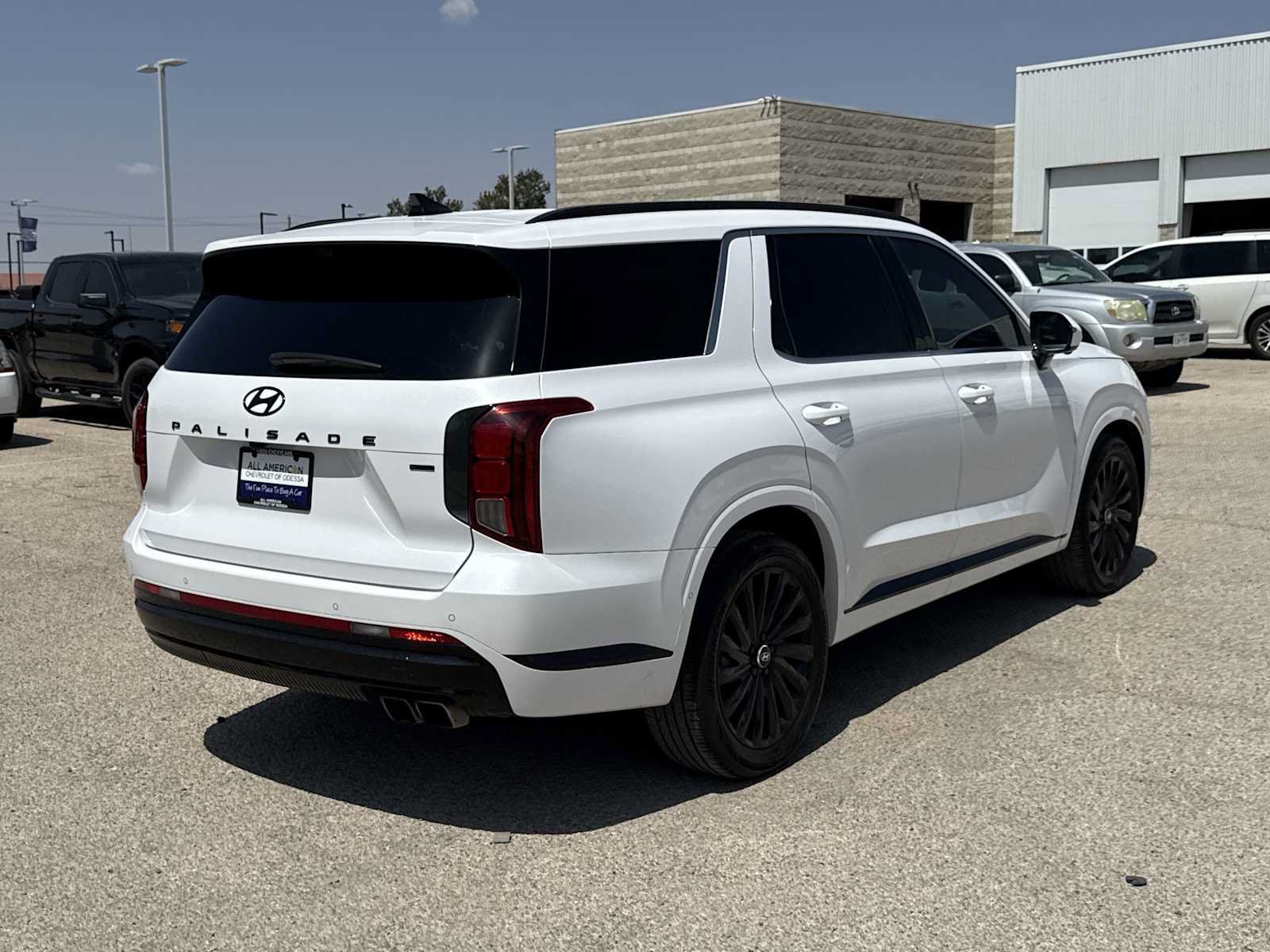 Used 2025 Hyundai Palisade Calligraphy AWD/4WD image 8
