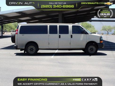Used 2008 Chevrolet Express 3500 w/ LT Preferred Equipment Group image 8