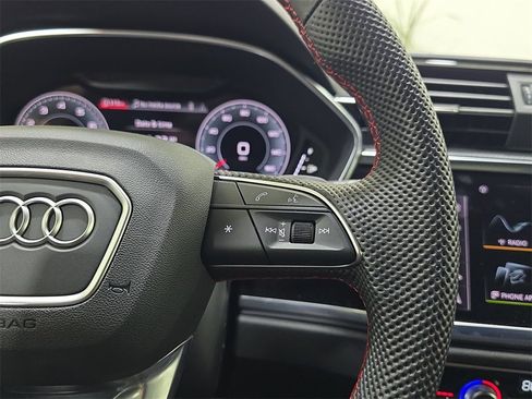 Used 2025 Audi Q3 2.0T Premium Plus w/ Premium Plus Package image 21