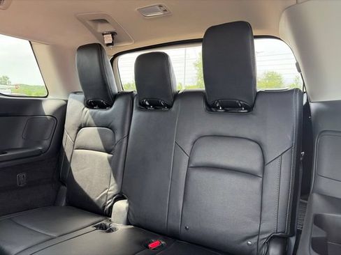 Used 2022 Nissan Pathfinder SV w/ SV Premium Package AWD/4WD image 38