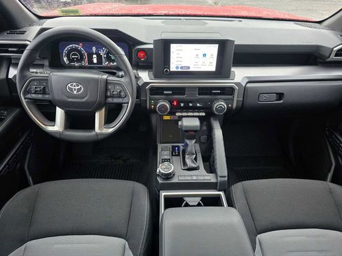 Certified 2025 Toyota 4Runner TRD Off-Road image 20