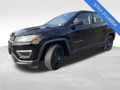 Used 2018 Jeep Compass Sport image 3