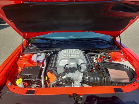 Used 2023 Dodge Challenger SRT Hellcat RWD image 9
