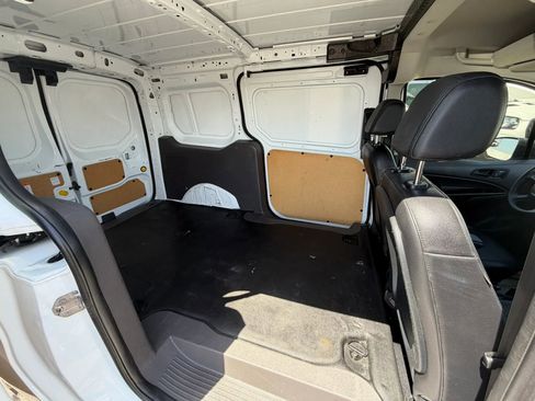 Used 2019 Ford Transit Connect XL FWD image 15