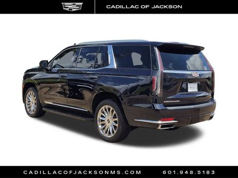 Certified 2023 Cadillac Escalade Premium Luxury AWD/4WD image 7