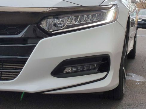 Used 2020 Honda Accord Sport image 11